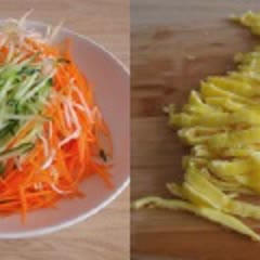 Cách Làm Mì Vắt Trộn Rau Củ Đơn Giản Cho Bữa Sáng