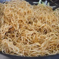 Cách làm mì xào giá đơn giản