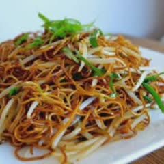 Cách làm mì xào giá đơn giản