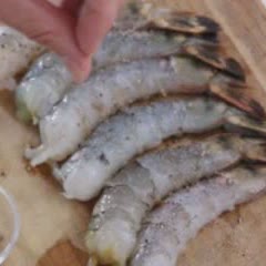 Cách Làm Mì Ý Cuộn Tôm Chiên Thơm Ngon Hấp Dẫn