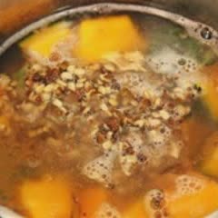 Cách Làm Canh Bí Đỏ Đậu Xanh Bổ Dưỡng Cho Bé Yêu