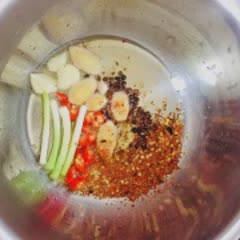 Cách nấu Canh bò cay cải chua
