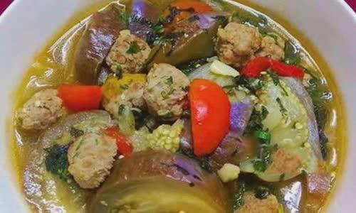 Cách làm canh cà tím nấu thịt viên