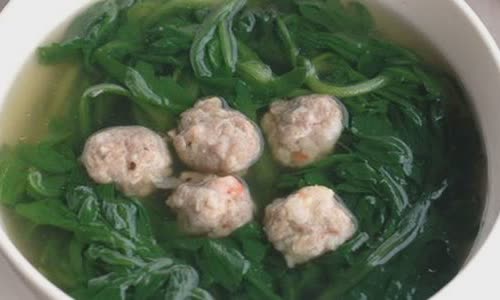 Cách Làm Canh Cải Cúc Nấu Thịt Cực Kỳ Mát Lành