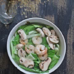 Cách làm canh cải thìa nấu nấm và tôm