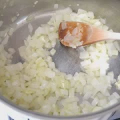 Cách nấu canh cải xoăn đậu gà