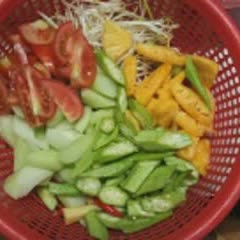 Cách làm canh chua cá lóc nóng hổi