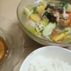 Cách làm canh chua cá lóc nóng hổi