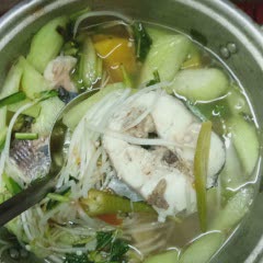 Cách làm canh chua cá lóc nóng hổi