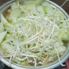 Cách làm canh chua cá lóc nóng hổi