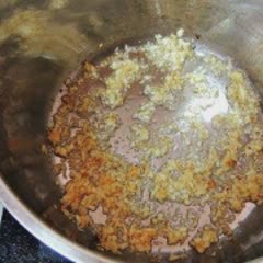 Cách làm canh chua cá rô đồng nấu lá giang