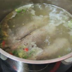 Cách làm canh chua cá rô đồng nấu lá giang