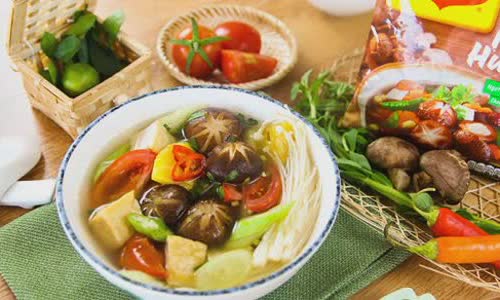 Cách nấu Canh chua nấm chay thanh nhẹ