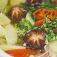Cách nấu Canh chua nấm chay thanh nhẹ