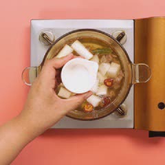 Cách nấu Canh Củ Cải Thăn Bò thơm ngọt, hấp dẫn tại nhà 