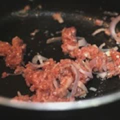 Cách làm Canh Củ Dền thịt băm thơm ngon, dinh dưỡng cho bé