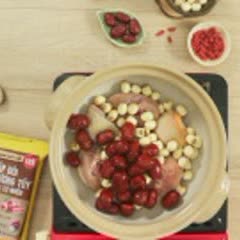 Cách Làm Canh Gà Hầm Hạt Sen Táo Đỏ Bổ Dưỡng