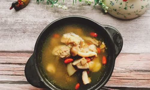 Cách nấu Canh Gà Nấm Đông Cô thơm ngon và bổ dưỡng