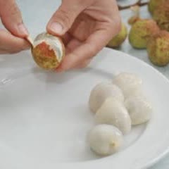 Cách làm canh gà nấu trái vải