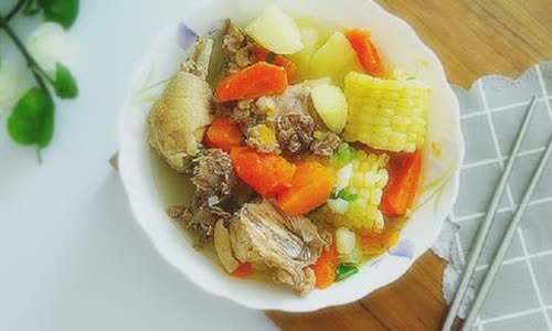 Cách nấu canh gà rau củ dinh dưỡng