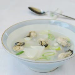 Cách làm Canh hàu nấu củ cải