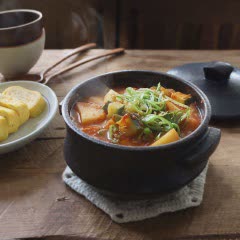 Cách làm canh khoai tây bí ngòi kiểu Hàn