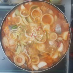 Cách nấu canh kimchi cá ngừ