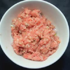 Cách làm canh lá lốt thịt viên