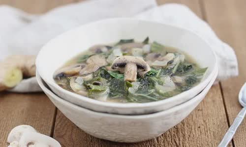 Cách làm canh miso nấm cải rổ