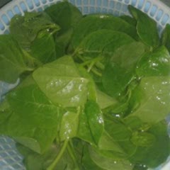 Cách Làm Canh Mồng Tơi Nấu Mướp