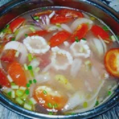 Cách làm canh mực nấu chua