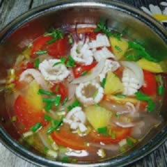 Cách làm canh mực nấu chua