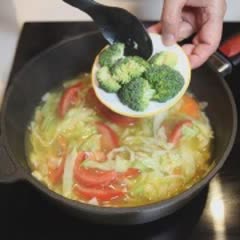 Cách Làm Canh Rau Củ Thập Cẩm Thanh Đạm Cho Cả Nhà