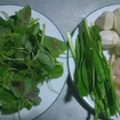 Cách làm canh rau dền khoai sọ