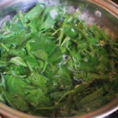 Cách Làm Canh Rau Muống Nấu Riêu Cua Cho Bữa Cơm