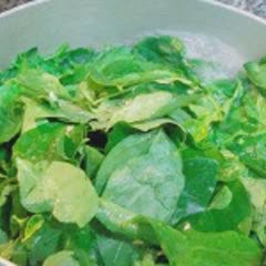 Cách Nấu Canh Rau Ngót Nấu Giò Viên Ngon Lạ Miệng