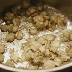 Cách làm canh rong biển nấu nghêu