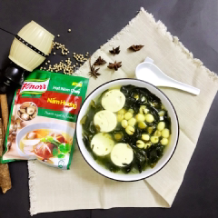 Cách Làm Canh Rong Biển Tàu Hũ Hạt Sen Đậm Đà