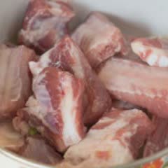 Cách làm canh sa kê sườn non
