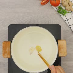 Cách Nấu Canh Sườn Cải Chua Ngon Đậm Đà Cho Cả Nhà