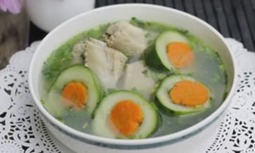 Cách Làm Canh Sườn Non Nấu Dưa Leo Thơm Ngon Ở Nhà
