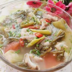 Cách làm canh sườn sụn nấu dưa chua
