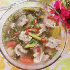 Cách làm canh sườn sụn nấu dưa chua