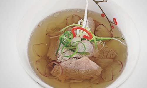 Cách nấu Canh Thịt Bò Thuôn Hành lạ miệng đơn giản