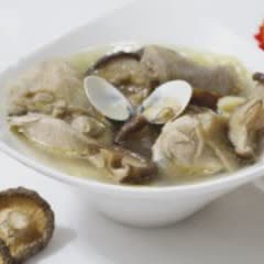 Cách làm canh thịt gà nấm hương