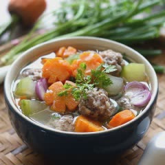 Cách Làm Canh Thịt Viên Ngọt Mát Cùng Bữa Cơm