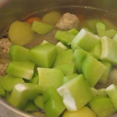 Cách làm Canh Thịt Viên Rau Củ ngọt mát, giải nhiệt cơ thể