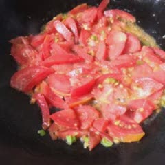 Cách làm canh trứng cà chua bổ dưỡng