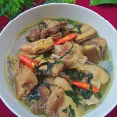Cách làm chân giò hầm chuối xanh