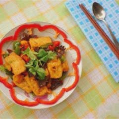 Cách làm Đậu Hũ Xào Nấm Mèo Ớt Chuông đơn giản cho bữa cơm